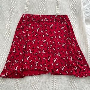 Flowy mini-skirt